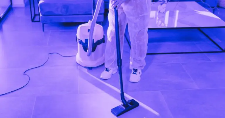 Dream of a Vacuum Cleaner